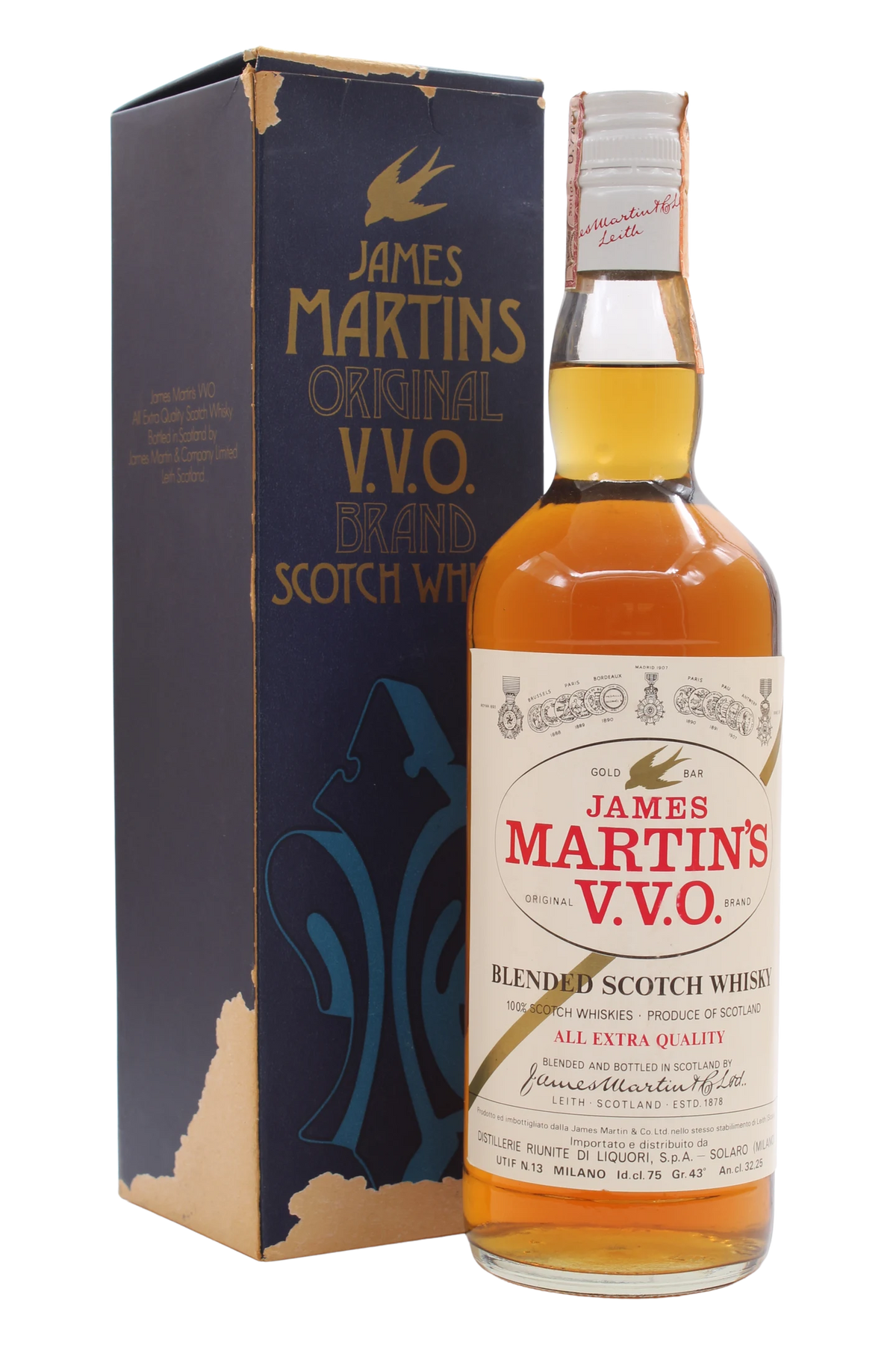 Bottiglia di James Martin's V.V.O. Blended Scotch Whisky con astuccio blu